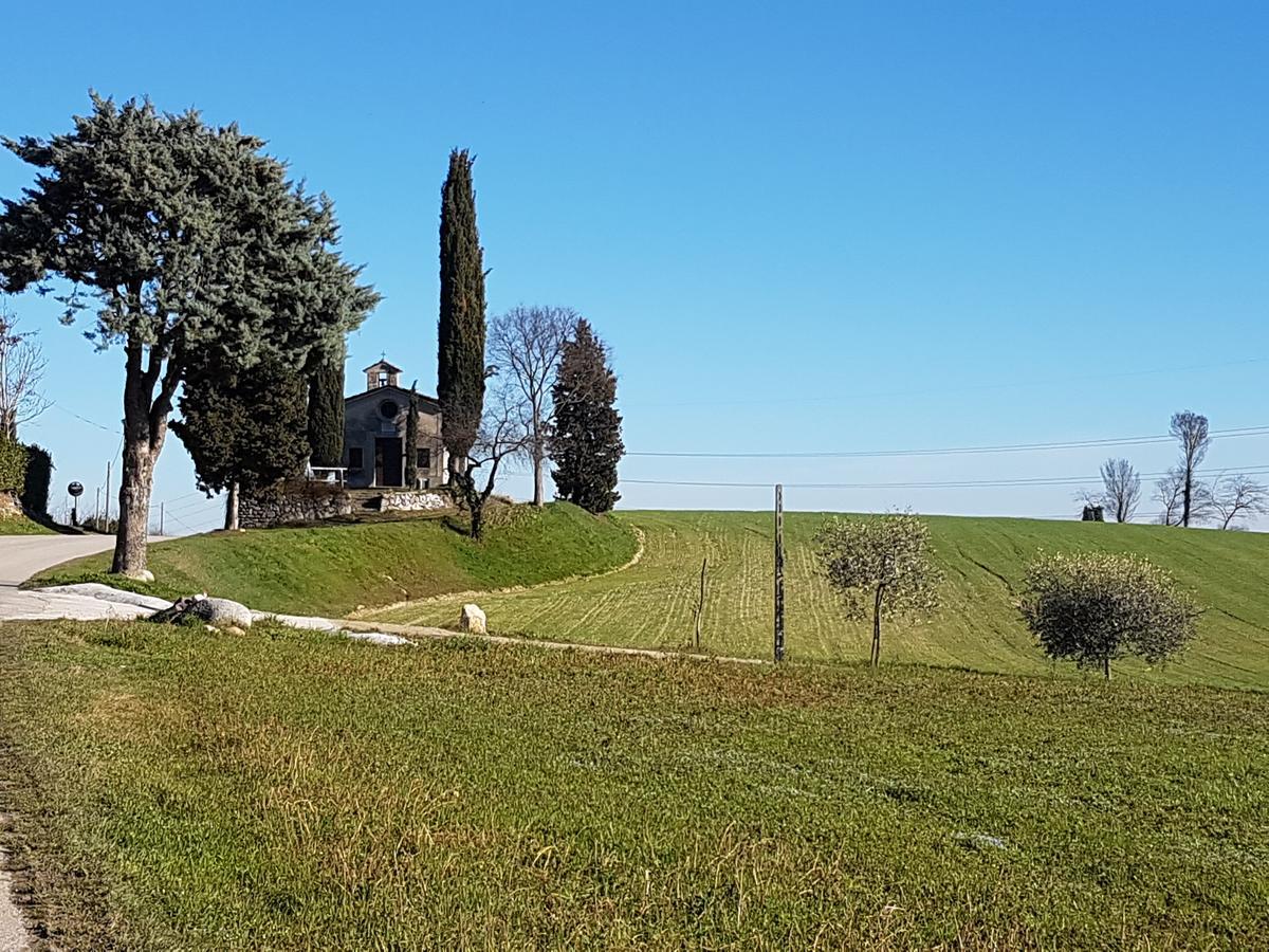 L'Isolo B&B E Case Vacanza Monzambano Exterior foto
