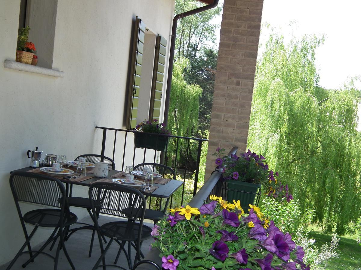 L'Isolo B&B E Case Vacanza Monzambano Exterior foto