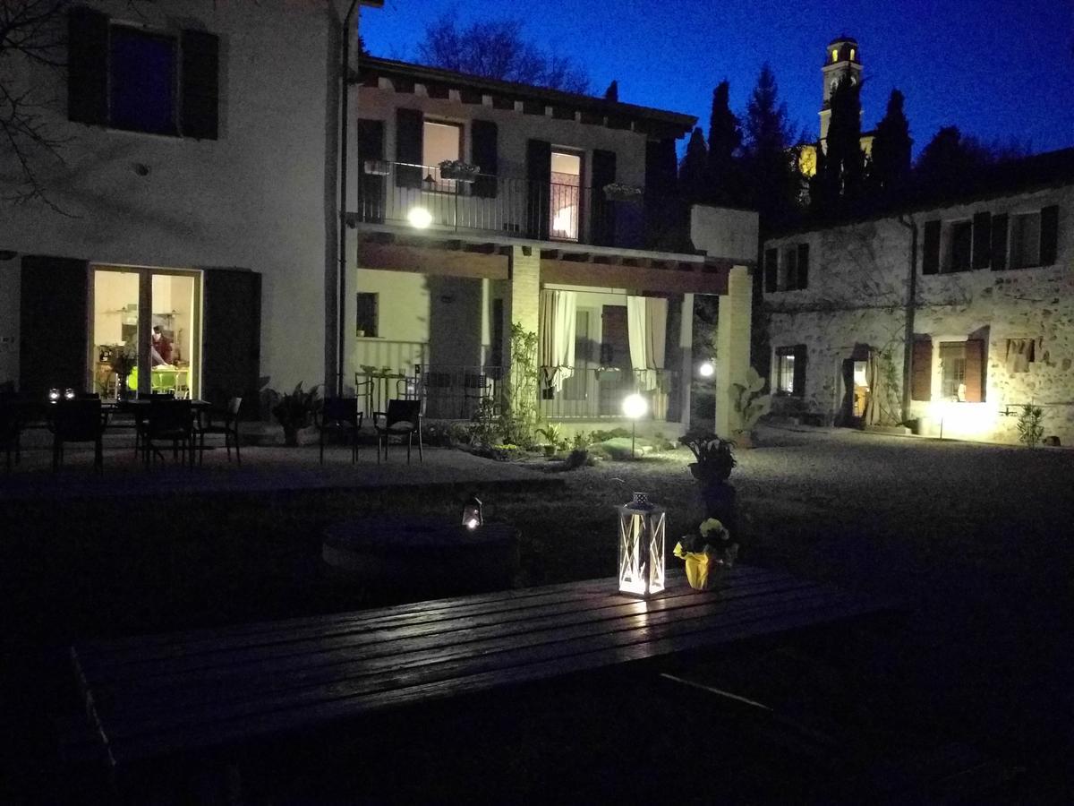 L'Isolo B&B E Case Vacanza Monzambano Exterior foto