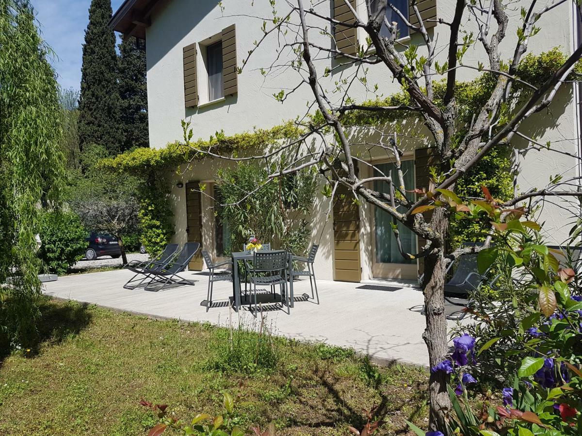 L'Isolo B&B E Case Vacanza Monzambano Exterior foto