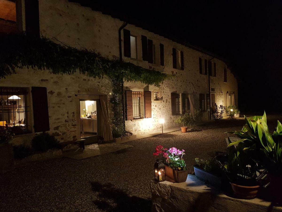 L'Isolo B&B E Case Vacanza Monzambano Exterior foto