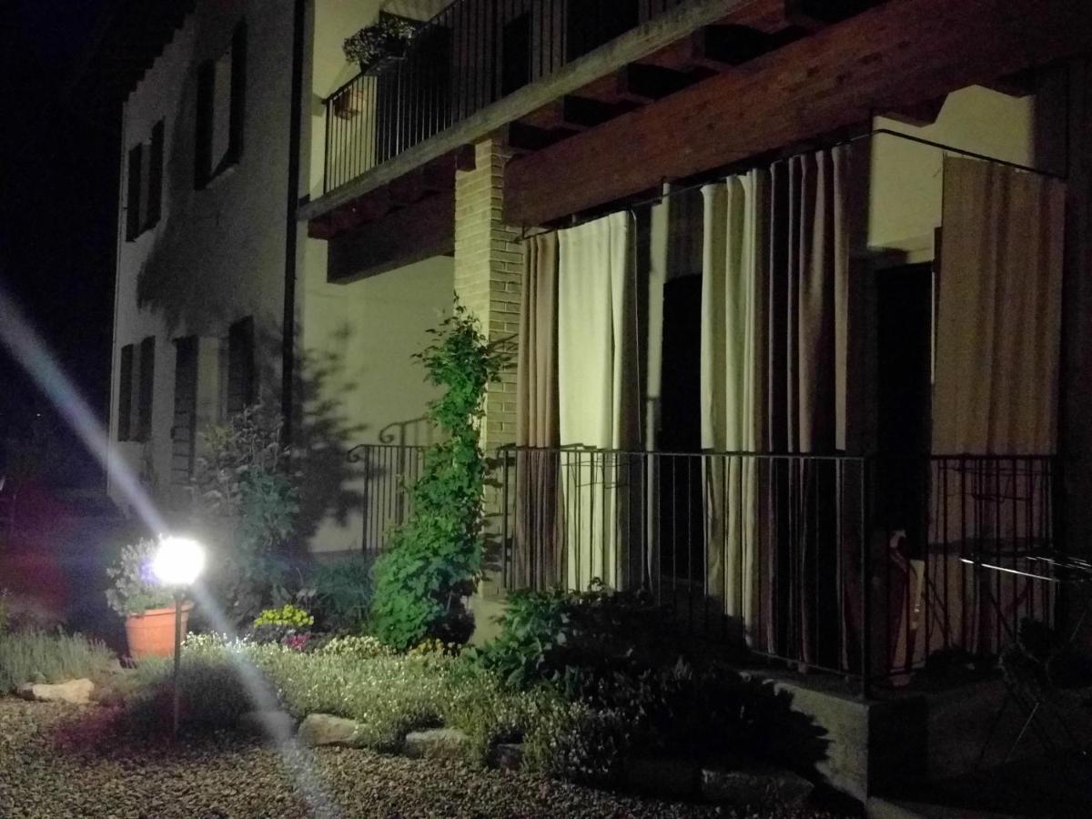 L'Isolo B&B E Case Vacanza Monzambano Exterior foto