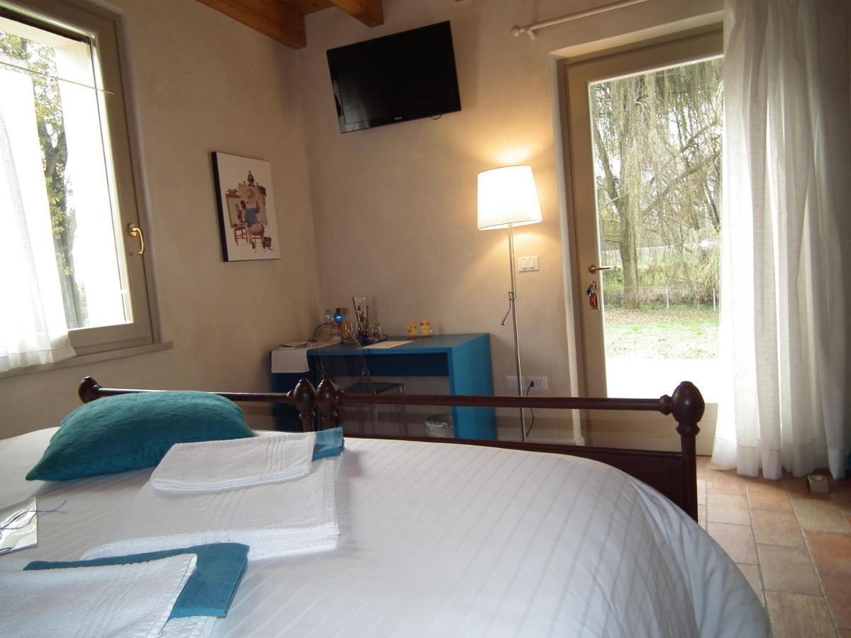 L'Isolo B&B E Case Vacanza Monzambano Exterior foto